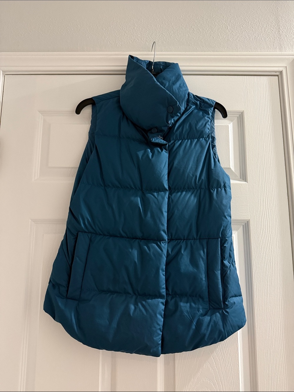 Athleta Teal Quilted Puffer Vest
